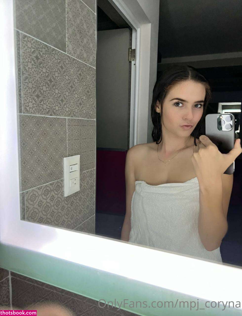 Coryna Ponce Photo #139