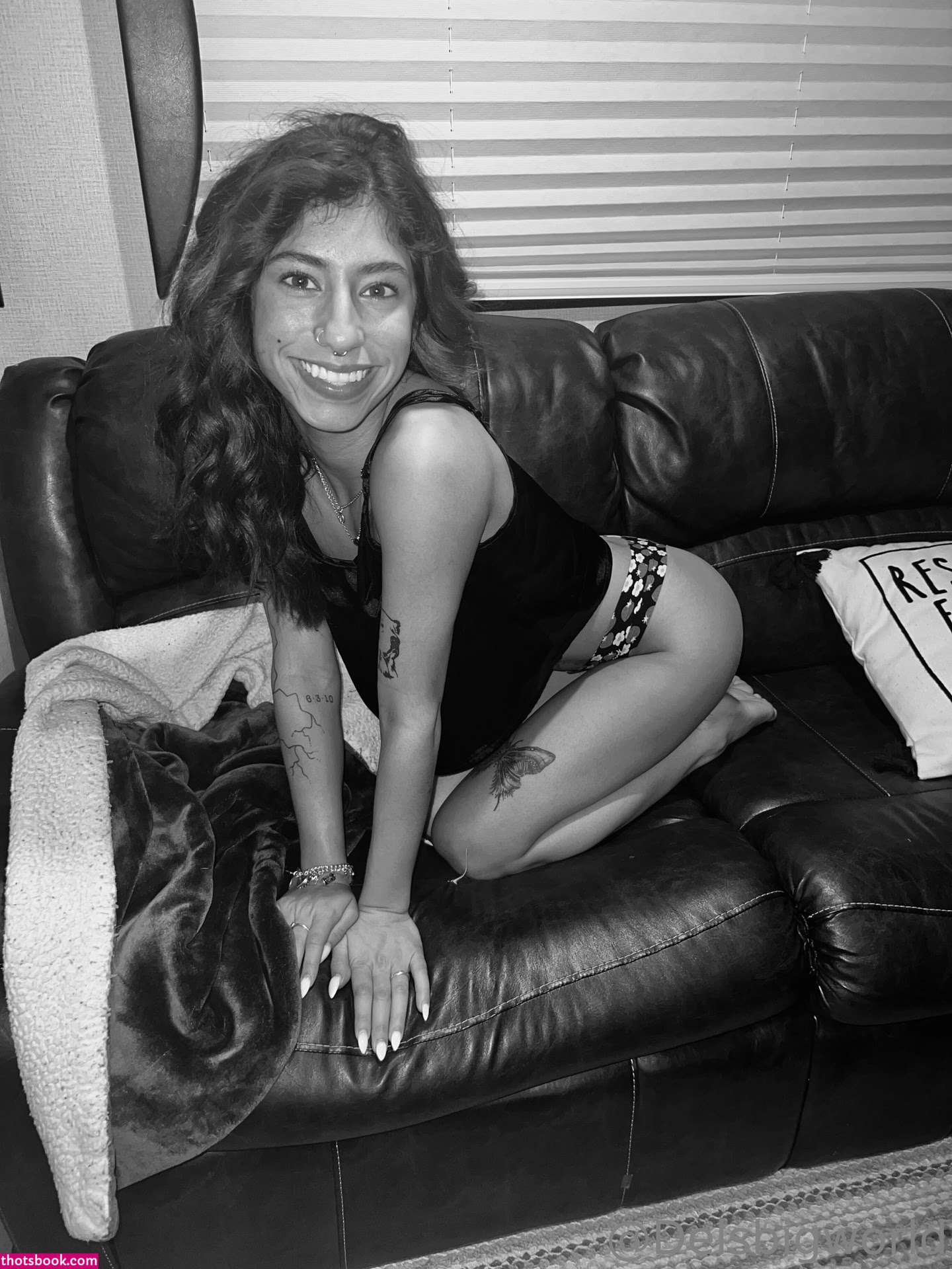 Delia Mandujano Photo #42