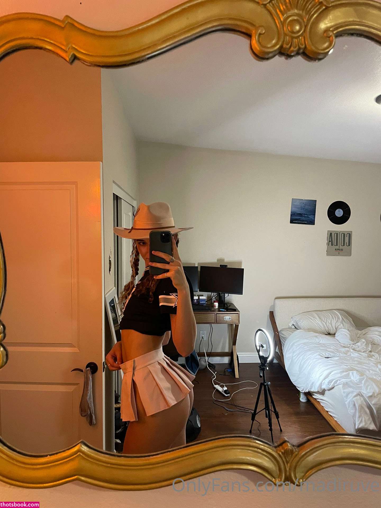 Madi Makoff Photo #108