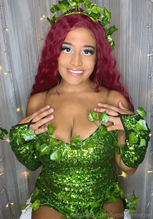 Mixedgirl21 Photo #2