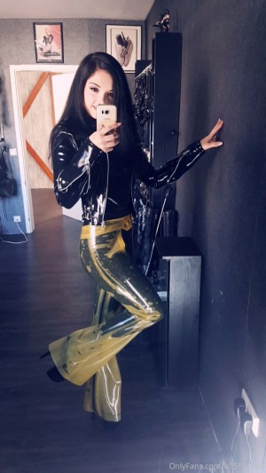 Sophie Elodie Photo #45