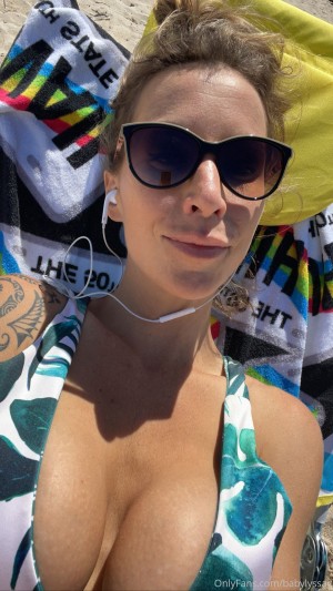 Babylyssac Photo #114