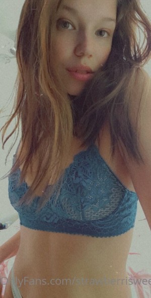 strawberrisweetv Post #1