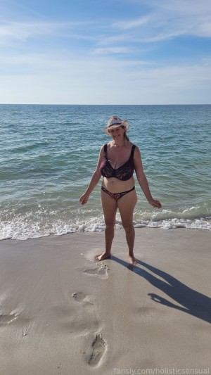 Holisticsensual Photo #48