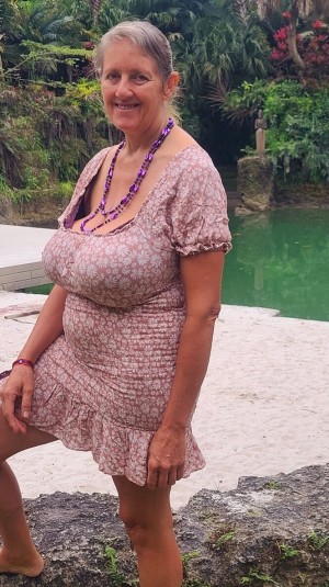 Holisticsensual Photo #80