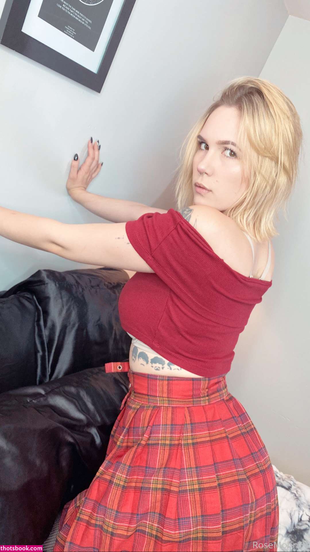 Rosemoontv Photo #94