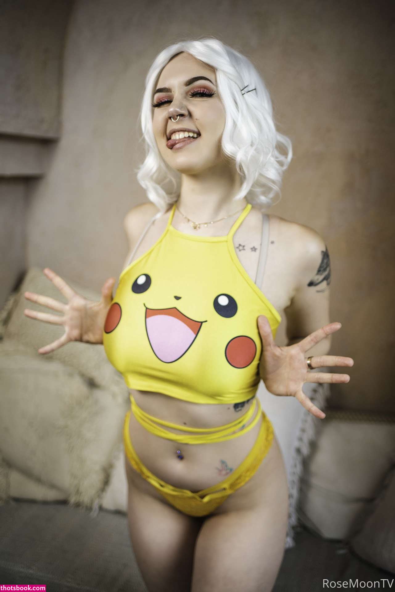 Rosemoontv Photo #130