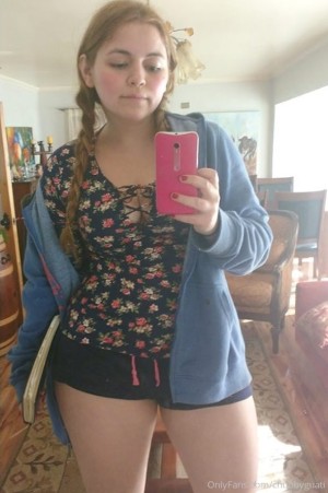 chubbyguati Photo #10