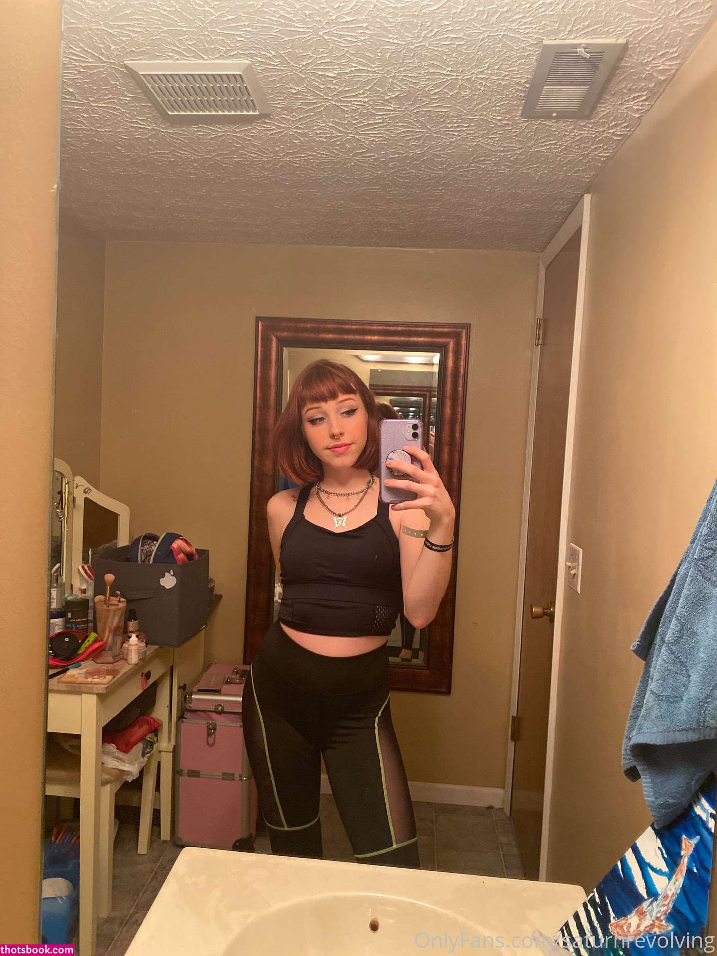 Saturnrevolving Photo #66