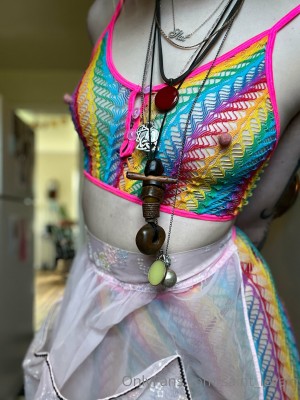 Saint Levain Photo #101