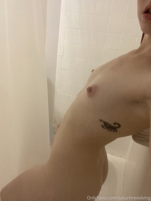 Saturnrevolving Photo #97