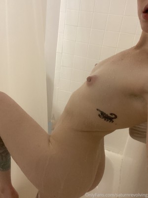 Saturnrevolving Photo #113