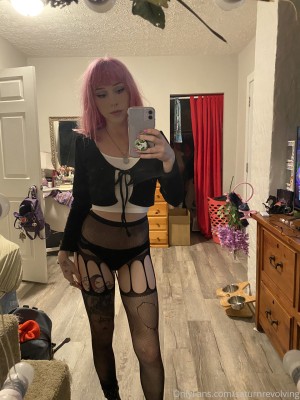 Saturnrevolving Photo #130