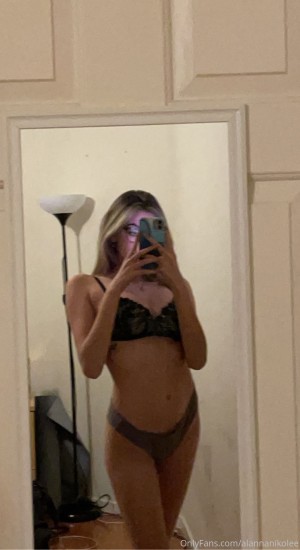 Alanna Nikole Photo #88