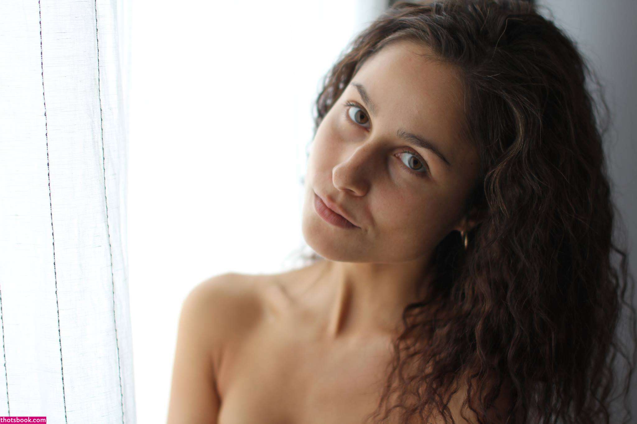 Marina Vlaykova Photo #21