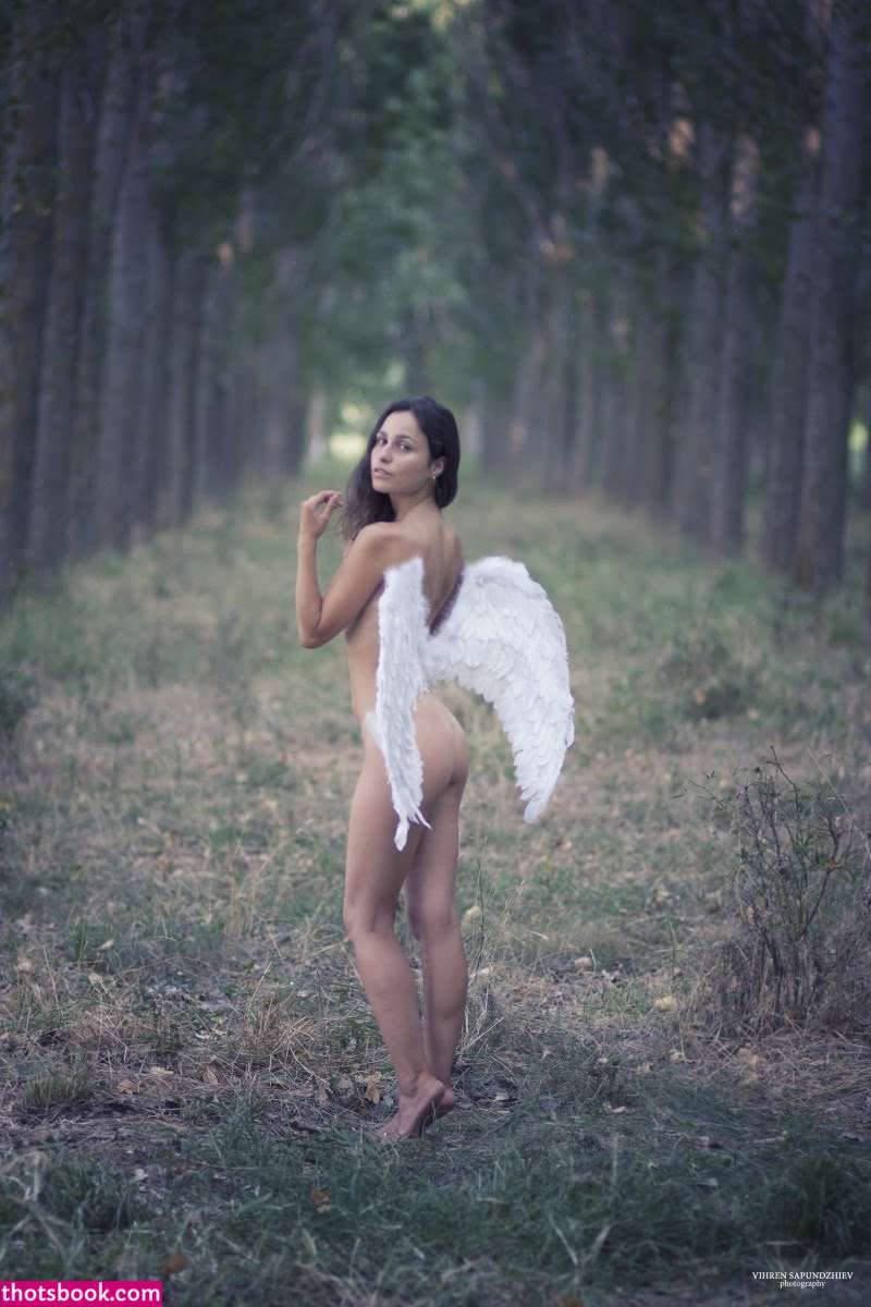 Marina Vlaykova Photo #50