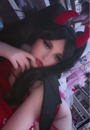 urdressupdoll Photo #35