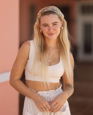 Leighton Lyons Photo #42