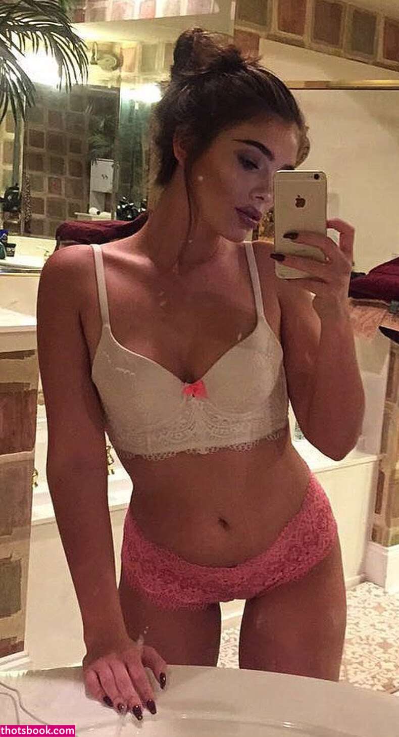 Malayala Peer Photo #12