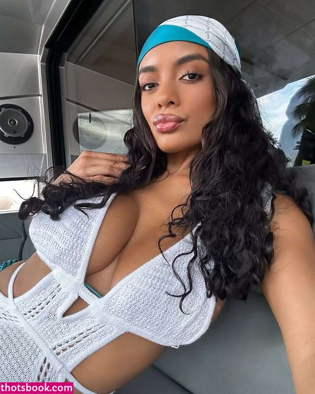 Andrea Gemz Photo #15