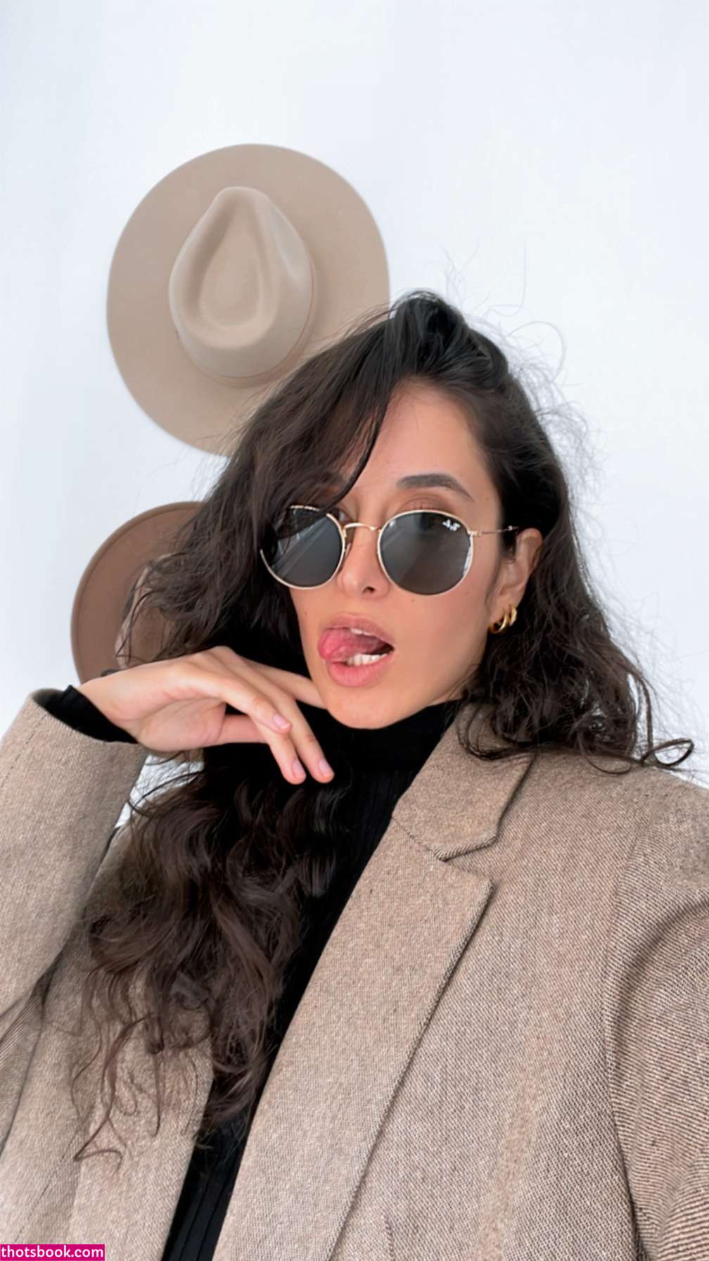 Melissa Babaei Photo #7