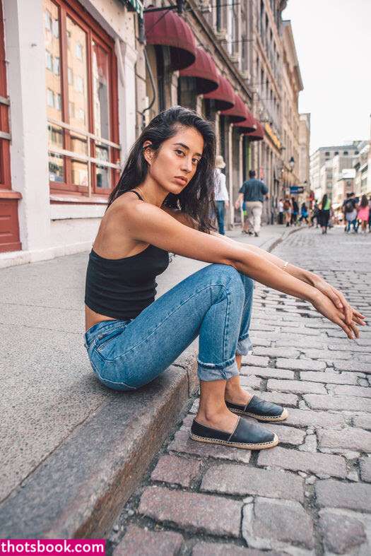 Melissa Babaei Photo #29