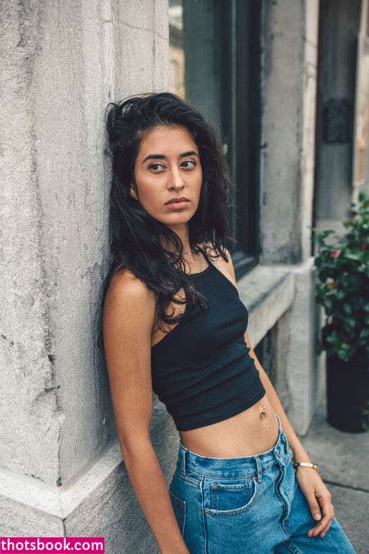 Melissa Babaei Photo #30