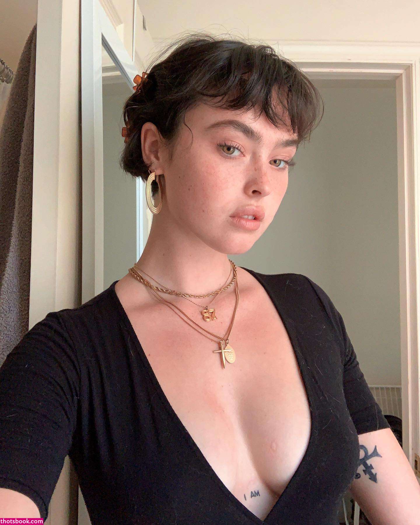 motherbimbo Photo #3