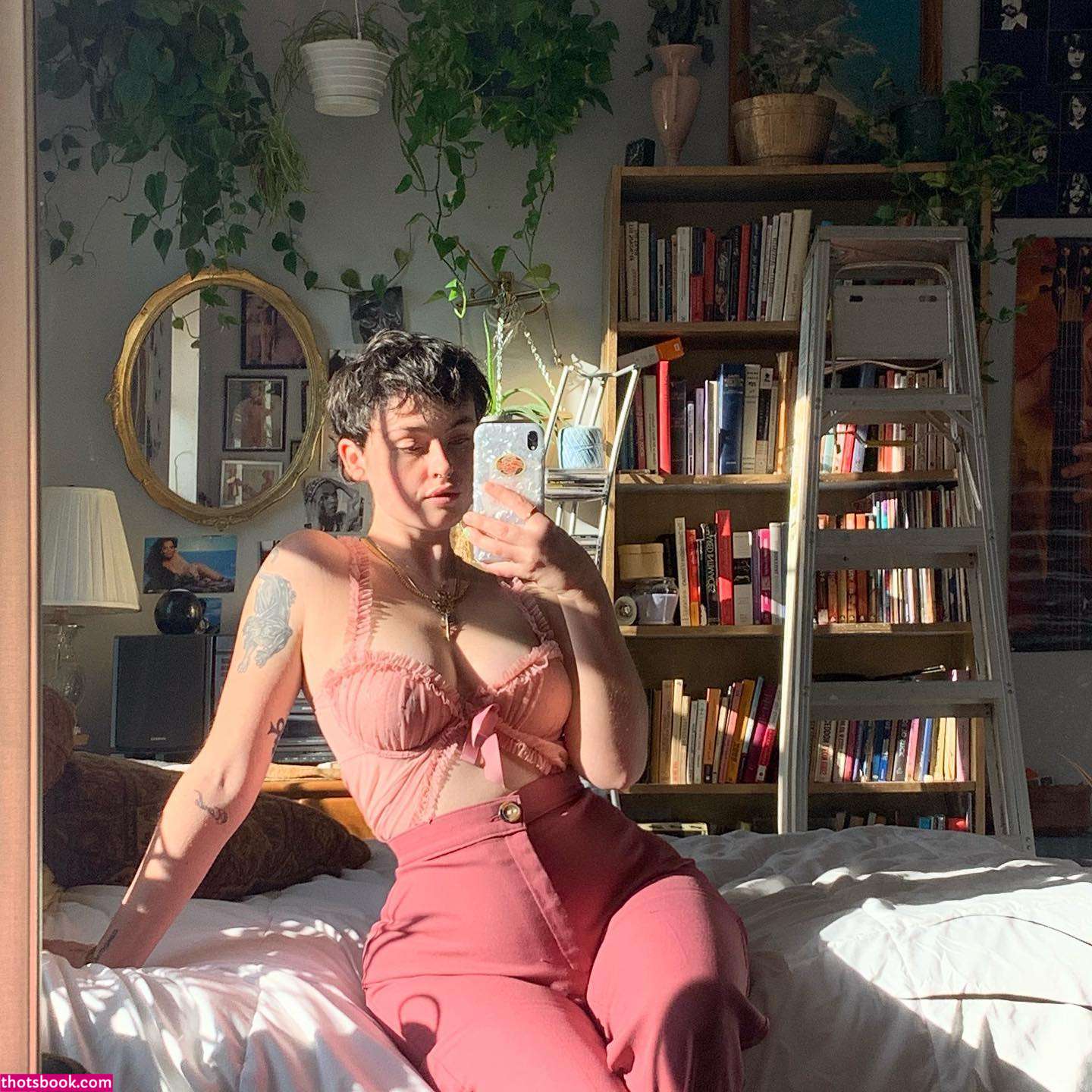 motherbimbo Photo #26