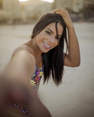 Ingrid Oliveira Photo #41