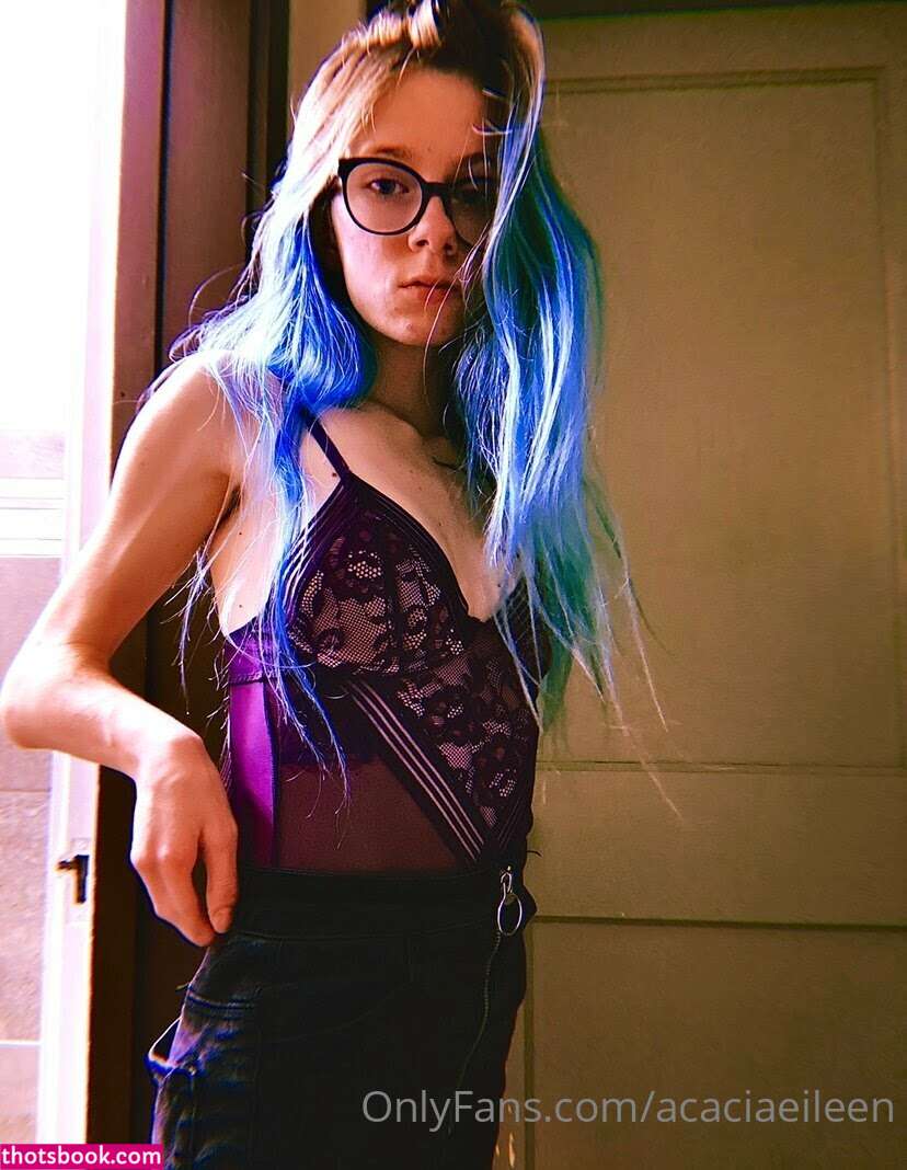 Acacia Eileen Photo #14