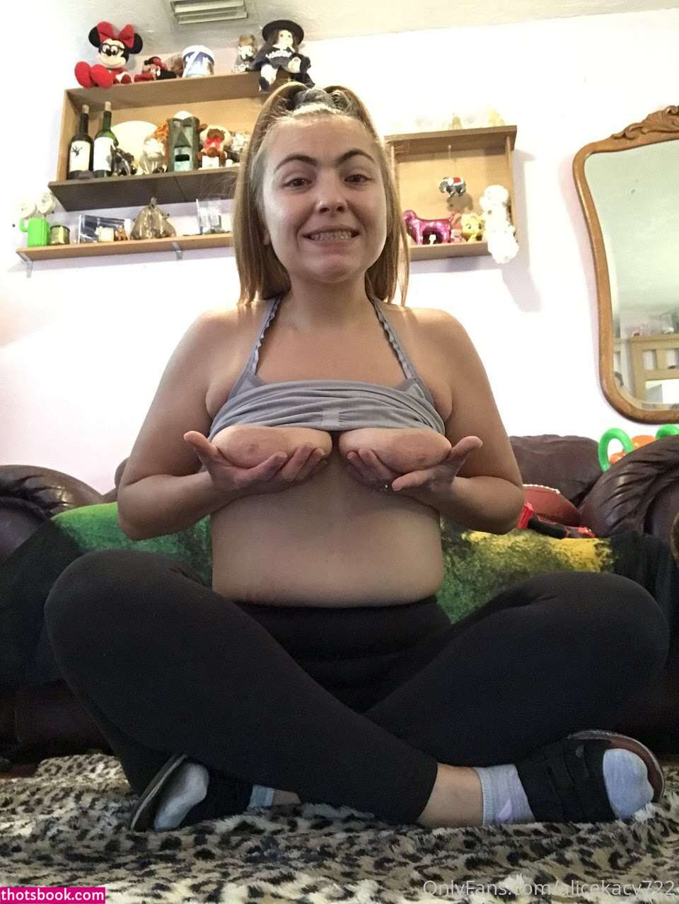 Alicekacy722 Photo #4