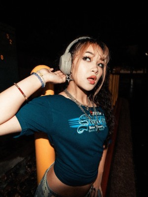 Natalie Tran Photo #43