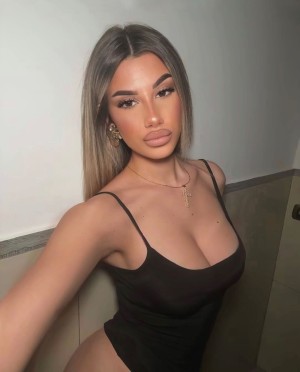 Martina Vernile Photo #1