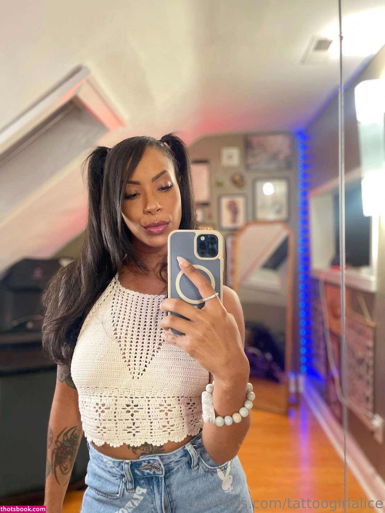 tattoogirlalice Photo #9