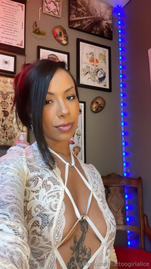 tattoogirlalice Photo #25