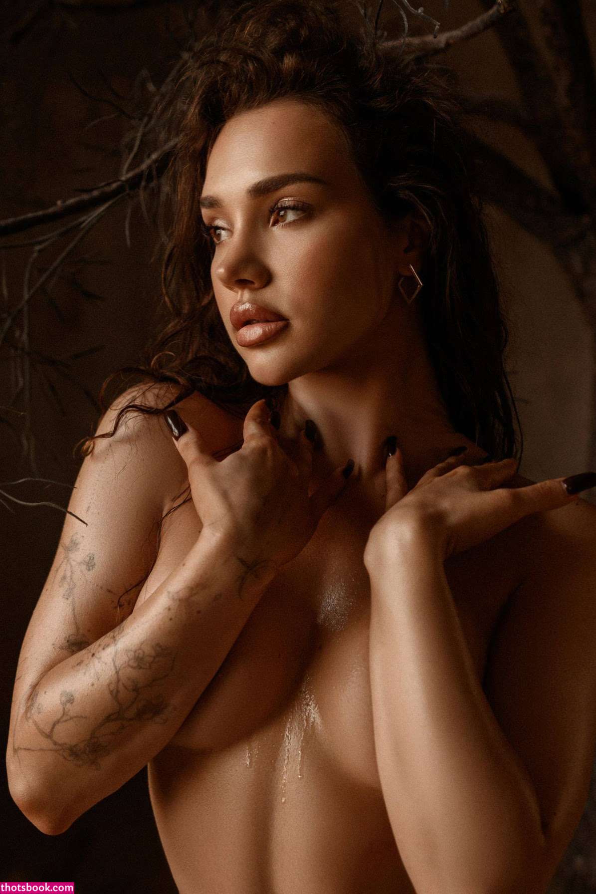 Alina Neuer Photo #4