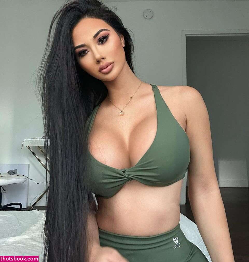 Daisy Chen Photo #22