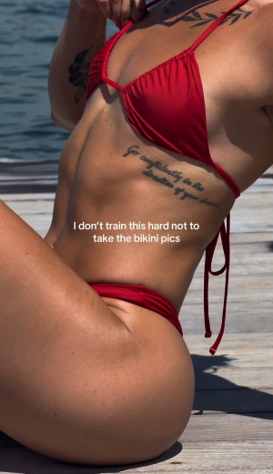 Kelly Matthews Photo #3