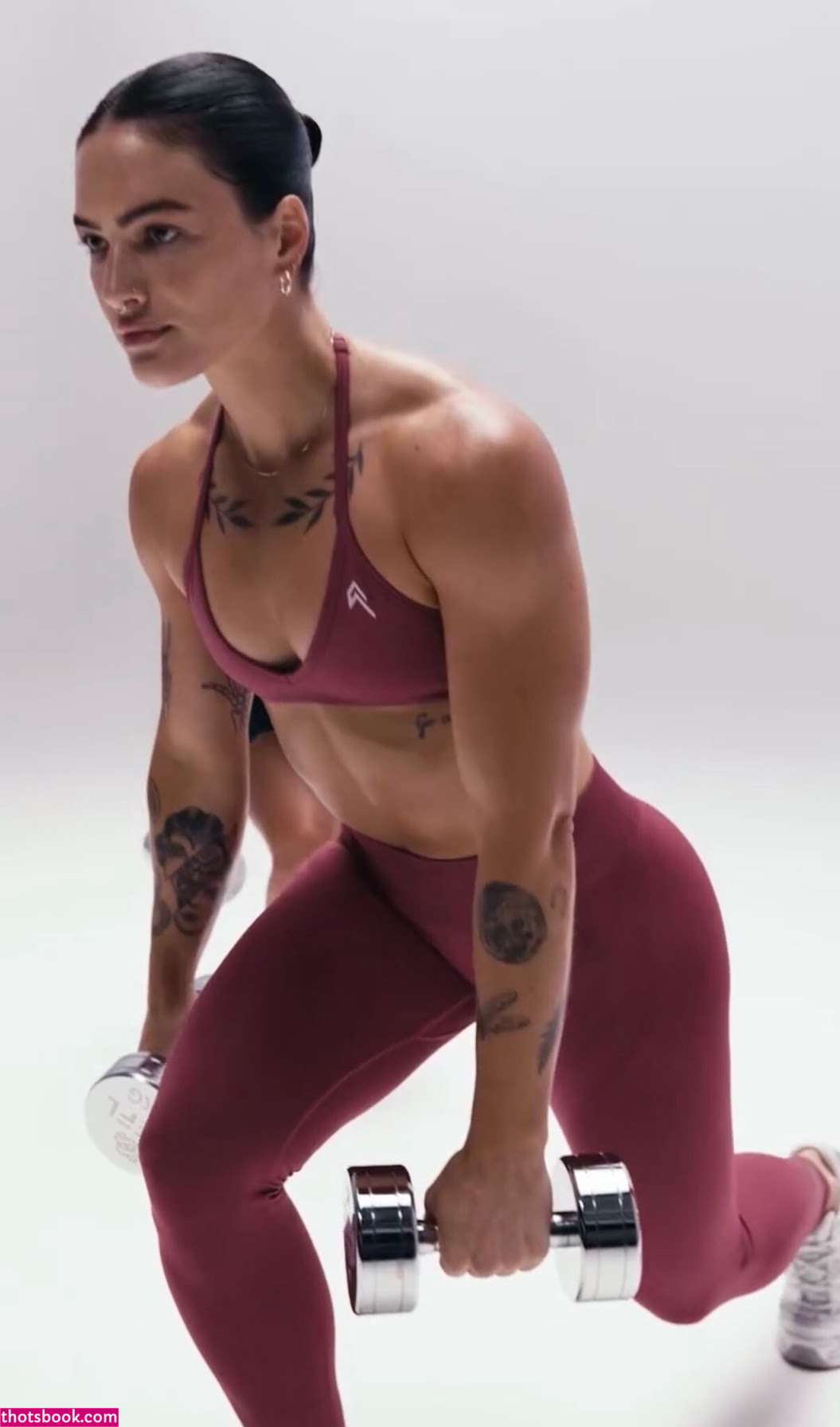 Kelly Matthews Photo #9