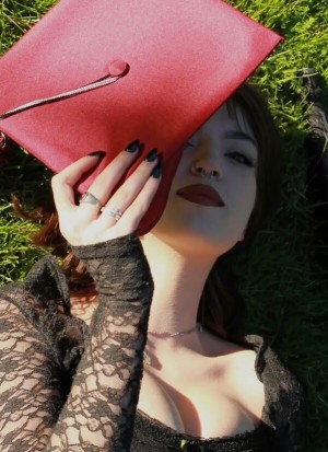 Olivia Kirsch Photo #4