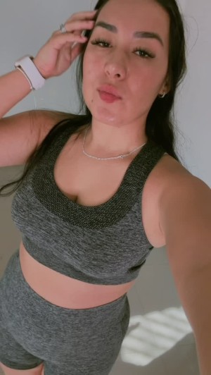 Paula Gonzalez Photo #17