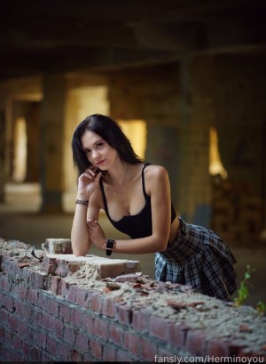 Herminoyou Photo #74