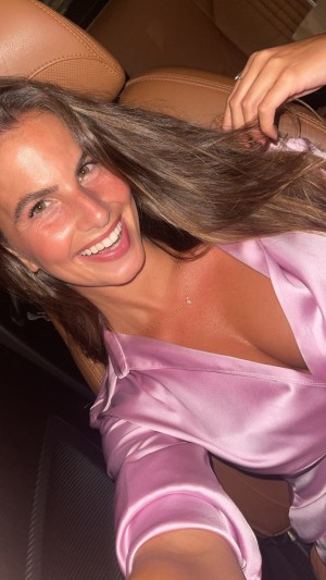 Debora Goncalves Photo #6