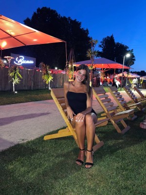 Debora Goncalves Photo #33