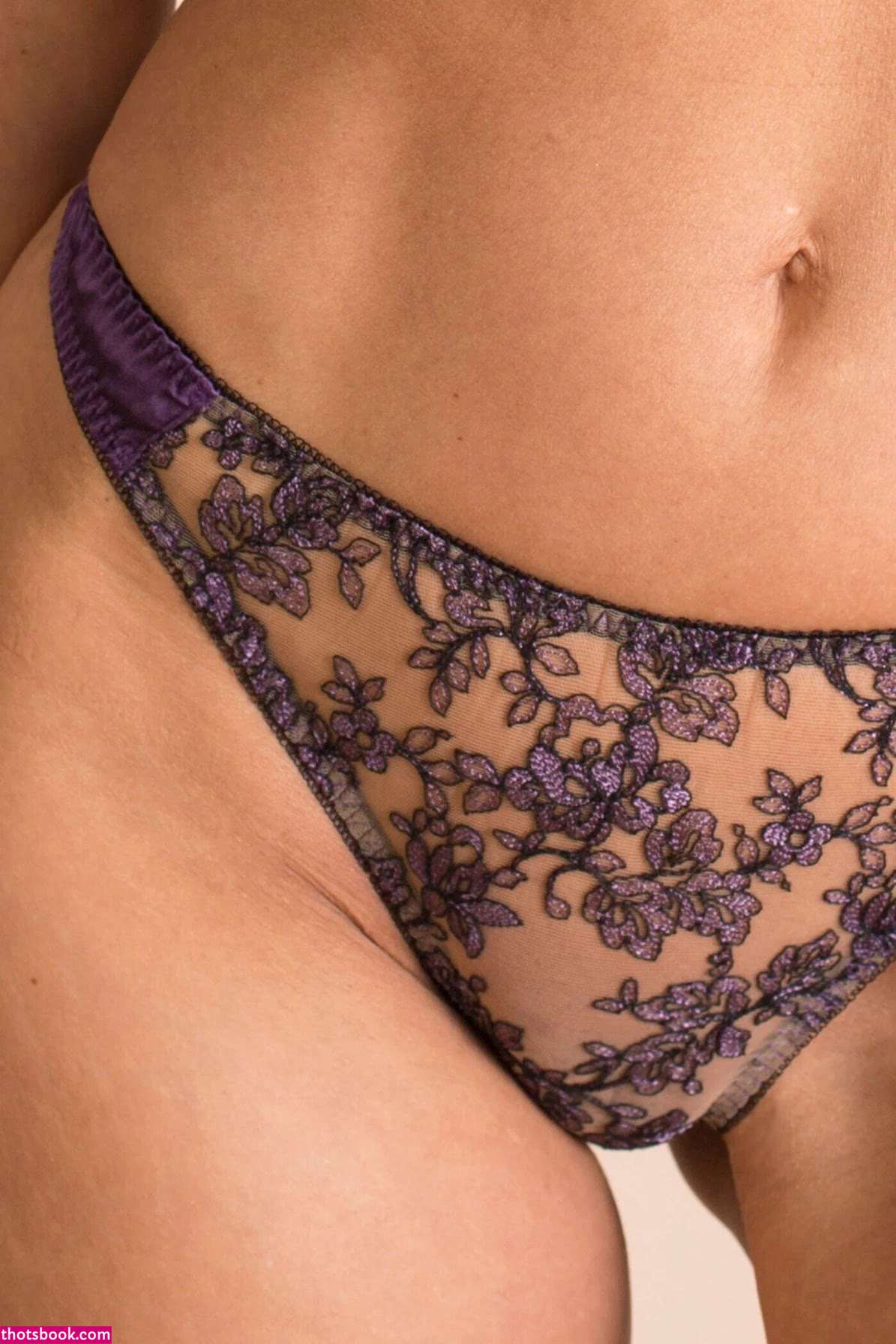 Natalieferrigno Photo #3