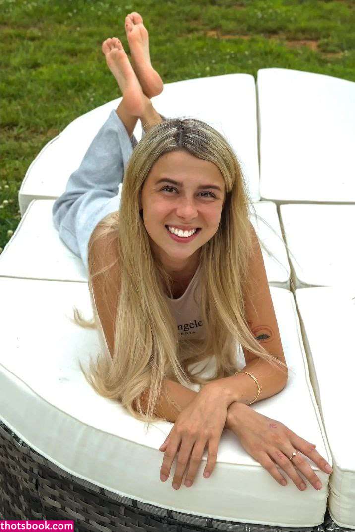 Haliey Welch Photo #17