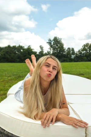 Haliey Welch Photo #12