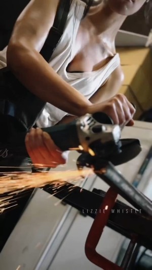 Eizzil Eltsihw Post #6