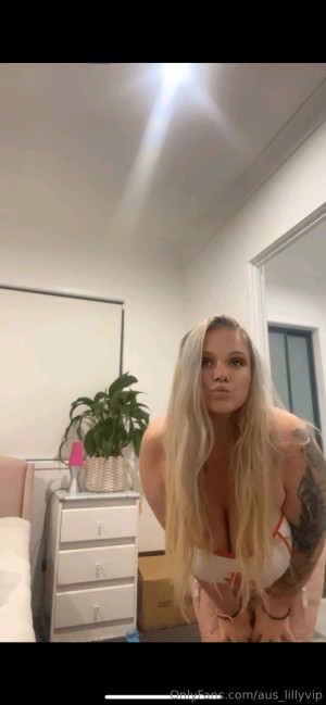 Aus Lillyvip Photo #3
